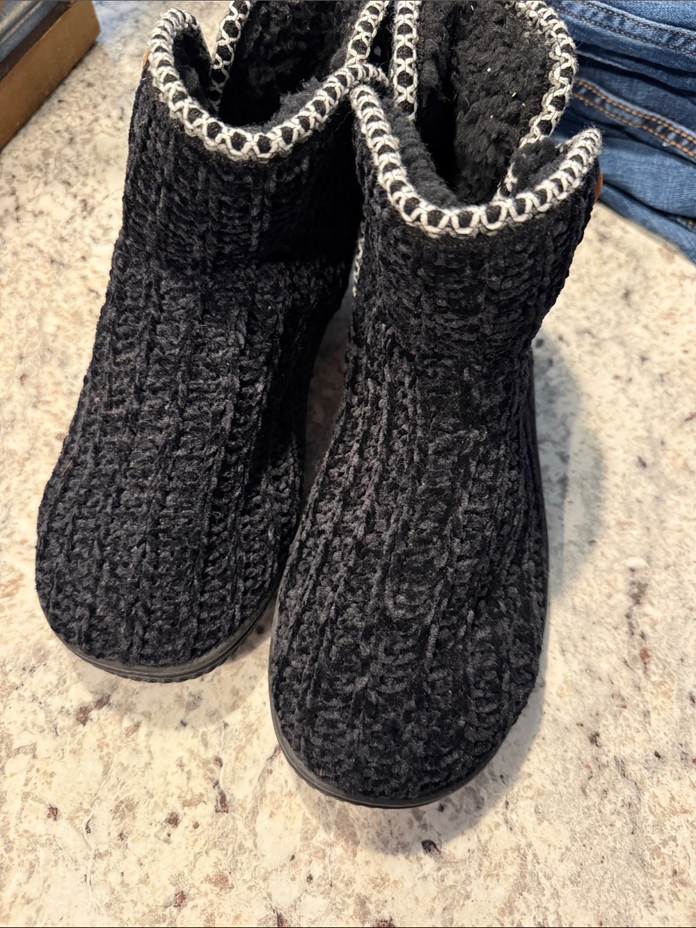 Muk Cozy Black Knit Women's Bootie Slippers